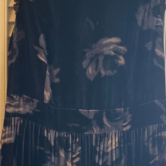 Kate Spade ♠️ dress like new size 4 - Picture 4 of 7